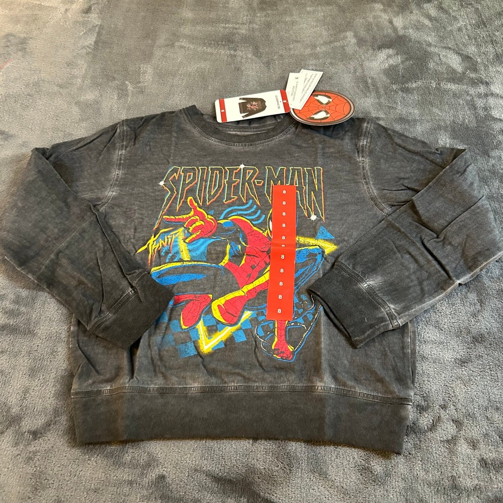 Marvel Spider-Man Graphic Tee Long Sleeve Crew Neck T-Shirt Kids Size 8 NWT